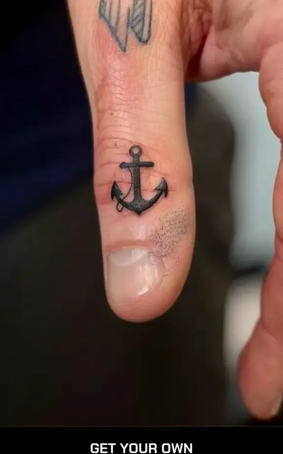 anchor finger tattoo