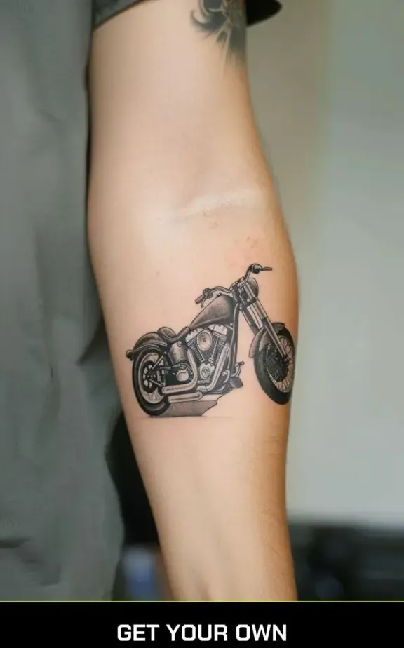 Harley-Davidson classic motorcycle tattoo