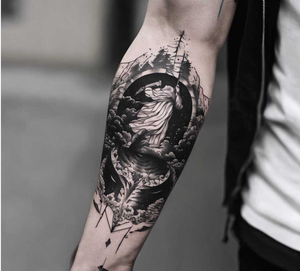 Amazing black and white tattoo design ideas